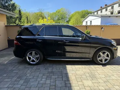 Gebraucht Mercedes ML350 AMG Edition 1 258 PS (189 kW) 2012 Schwarz SUV