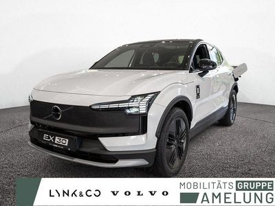 Weiß Neu 2025 Volvo EX30 CC Performance SUV | 58.340 € (Teuer)