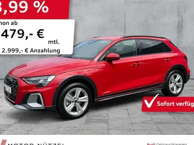 Gebraucht Audi A3 Ambiente 204 PS (150 kW) 2025 Rot Limousine