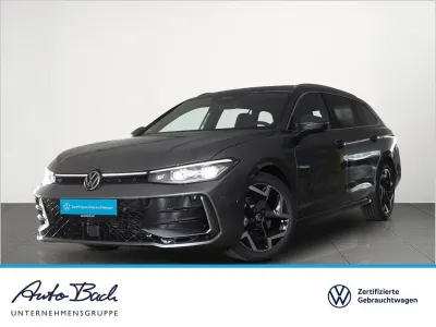 Używany VW Passat R-line 150 KM (110 kW) 2025 Szary Kombi