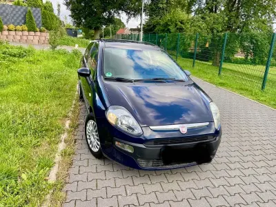 Gebraucht Fiat Punto Pop 69 PS (50 kW) 2011 Blau Kleinwagen