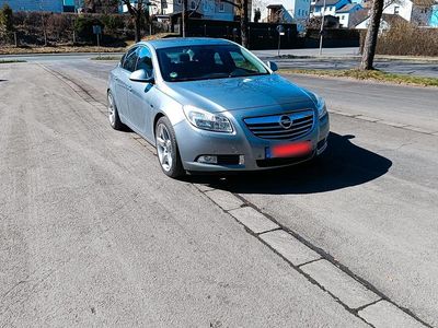 Gebraucht Opel Insignia 140 PS (102 kW) 2009 Silber Limousine