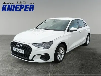 Gebraucht Audi A3 Sport 110 PS (80 kW) 2023 Ibisweiß Limousine