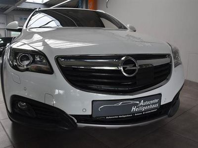 Gebraucht Opel Insignia Country Tourer 194 PS (142 kW) 2014 Weiß Limousine