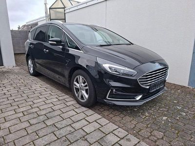 Schwarz Gebraucht 2020 Ford S-MAX Titanium Van / Kleinbus | 20.489 € (Guter Preis)