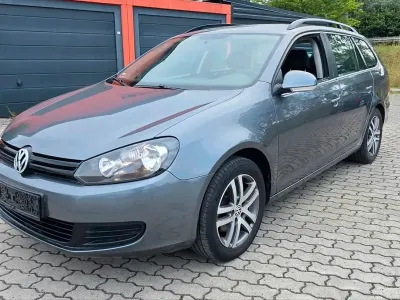 Gebraucht VW Golf VI 105 PS (77 kW) 2010 Grau Kleinwagen