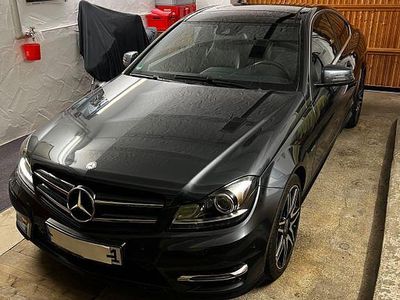 Gebraucht Mercedes C200 Edition 184 PS (135 kW) 2013 Grau Coupé