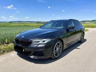 Gebraucht BMW 530e M Sport 184 PS (135 kW) 2022 Schwarz Kombi