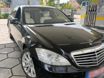 Begagnad Mercedes S500 435 HK (319 kW) 2012 Svart Sedan