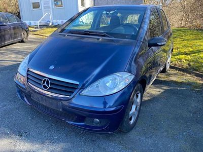 Gebraucht Mercedes A180 109 PS (80 kW) 2008 Blau Kleinwagen