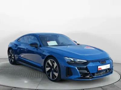 Second-hand Audi e-tron GT quattro Ambiente 440 kW (599 CP) 2022 Albastru Berlinǎ