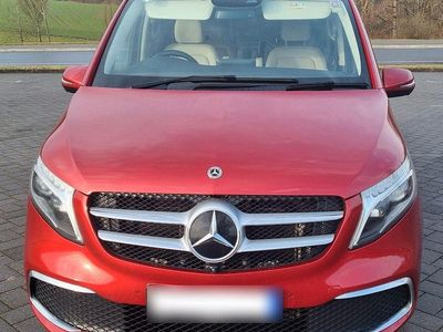 Gebraucht Mercedes V300 Edition 239 PS (175 kW) 2019 Rot Van / Kleinbus