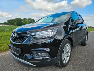 Usado Opel Mokka X 140 HP (102 kW) 2018 Preto SUV