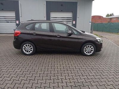 Gebraucht BMW 216 Active Tourer Advantage 116 PS (85 kW) 2016 Braun Van / Kleinbus