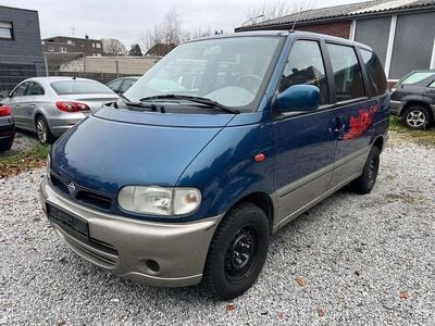 Blau Gebraucht 2000 Nissan Serena Van / Kleinbus | 1.900 €