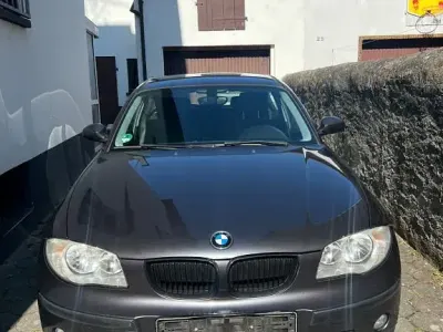 Brugt BMW 116 122 HK (89 kW) 2005 Sort Hatchback
