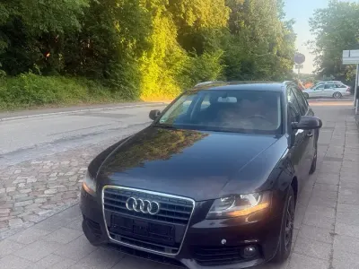 Gebraucht Audi A4 120 PS (88 kW) 2010 Grau Kombi