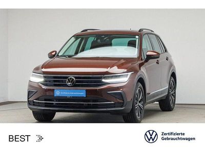Ginger brown metallic (metallic) Gebraucht 2022 VW Tiguan Life SUV | 28.499 € (Fairer Preis)