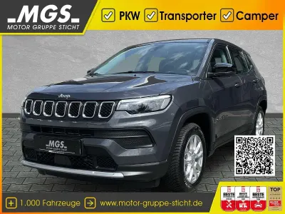 Nouă Jeep Compass Altitude 131 CP (96 kW) 2025 Gri SUV