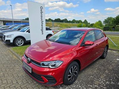 Gebraucht VW Polo Life 95 PS (69 kW) 2024 Rot Limousine