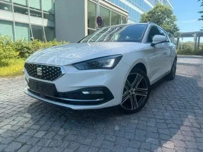 Gebraucht Seat Leon XCELLENCE 150 PS (110 kW) 2023 "candy" weiss Kombi
