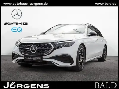 Gebraucht Mercedes E300 204 PS (150 kW) 2024 Weiss unilack polarweiss Kombi