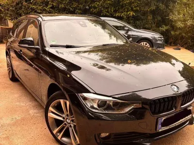 Gebraucht BMW 320 184 PS (135 kW) 2013 Schwarz Kombi