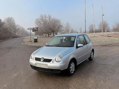 Silber Gebraucht 2002 VW Lupo Kleinwagen | 1.899 € (Fairer Preis)