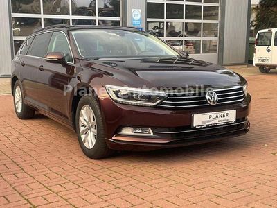 Gebraucht VW Passat 150 PS (110 kW) 2017 Rot Kombi