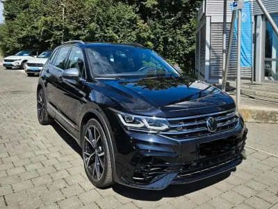 Gebraucht VW Tiguan R 320 PS (235 kW) 2023 Schwarz SUV