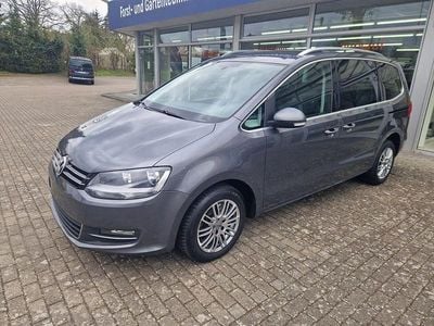Grau Gebraucht 2012 VW Sharan Highline Van / Kleinbus | 10.990 € (Fairer Preis)