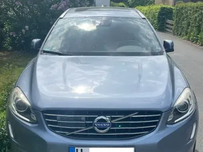 Używany Volvo XC60 Linje Inscription 245 KM (180 kW) 2017 Niebieski SUV