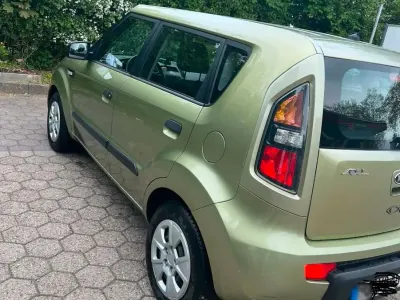 Gebraucht Kia Ceed 129 PS (94 kW) 2011 Grün Kleinwagen