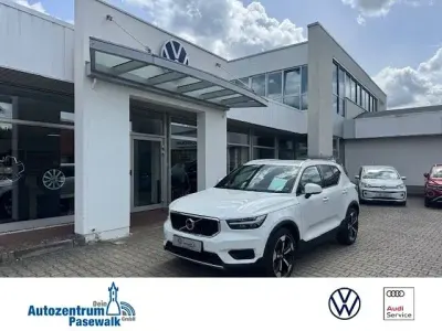 Gebraucht Volvo XC40 Momentum 150 PS (110 kW) 2018 Ice white SUV