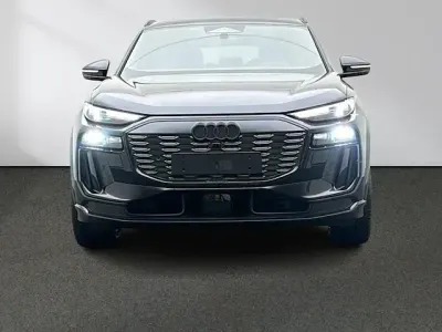 Gebraucht Audi Q6 Sportback e-tron Performance 225 kW (306 PS) 2025 Manhattangrau metallic SUV