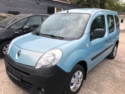 Gebraucht Renault Kangoo Expression 106 PS (77 kW) 2008 Blau Van / Kleinbus
