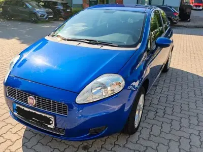 Gebraucht Fiat Punto Dynamic 65 PS (47 kW) 2009 Blau Kleinwagen