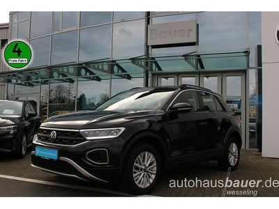 Second-hand VW T-Roc Life 110 CP (80 kW) 2022 Negru SUV