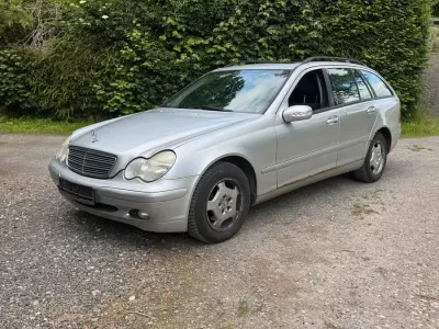 Gebraucht Mercedes C180 143 PS (105 kW) 2002 Silber Kombi