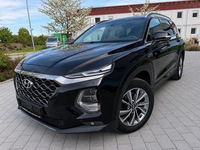 Second-hand Hyundai Santa Fe Style 200 CP (147 kW) 2020 Negru SUV