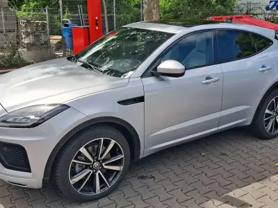Gebraucht Jaguar E-Pace R-Dynamic 200 PS (147 kW) 2021 Silber SUV