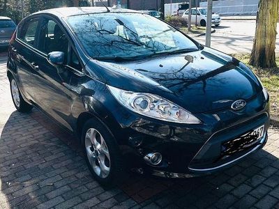 Gebraucht Ford Fiesta Titanium 82 PS (60 kW) 2011 Schwarz Kleinwagen