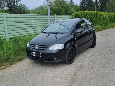 Usado VW Fox Style 54 CV (39 kW) 2010 Negro Utilitario