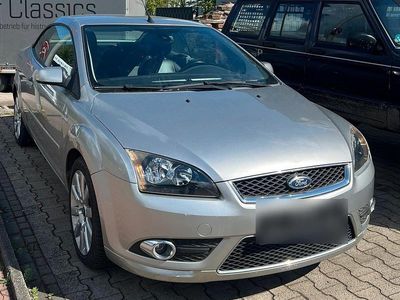 Gebraucht Ford Focus Cabriolet Titanium 145 PS (106 kW) 2007 Silber Cabrio