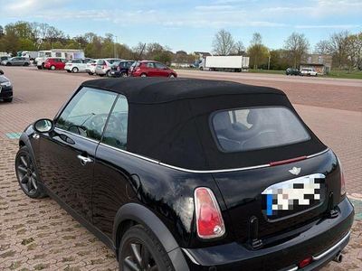 Second-hand Mini One Cabriolet 90 CP (66 kW) 2005 Negru Cabrio