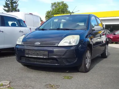 Gebraucht Ford Fiesta Ambiente 60 PS (44 kW) 2005 Blau Kleinwagen