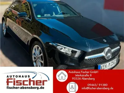 Gebraucht Mercedes A200 163 PS (119 kW) 2020 Schwarz Limousine