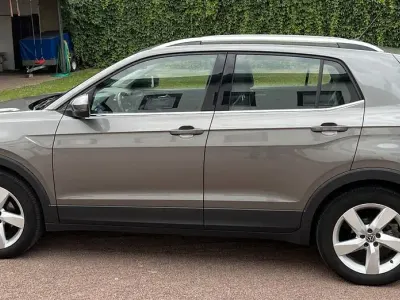 Używany VW T-Cross Style 110 KM (80 kW) 2021 Szary SUV