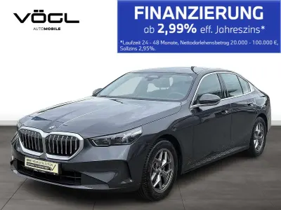Gebraucht BMW 520 Sport Line 197 PS (144 kW) 2024 Sophistograu brillanteffekt Limousine