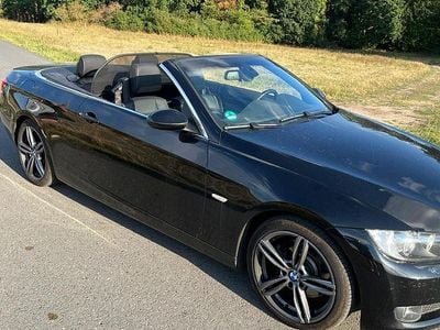 Gebraucht BMW 325 Cabriolet 218 PS (160 kW) 2009 Schwarz Cabrio